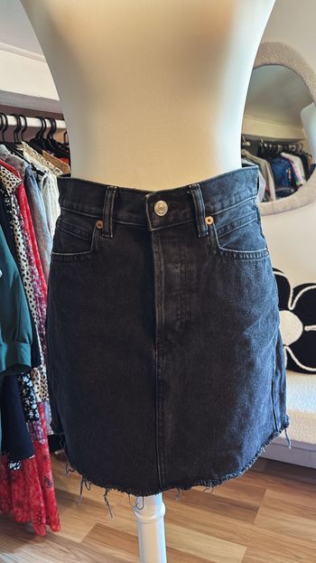 Jupe en jean noire Mango T36