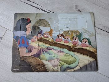 Puzzle 12 pièces Blanche neige et les 7 nains Disney