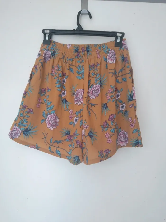 Short fleuri - photo numéro 4