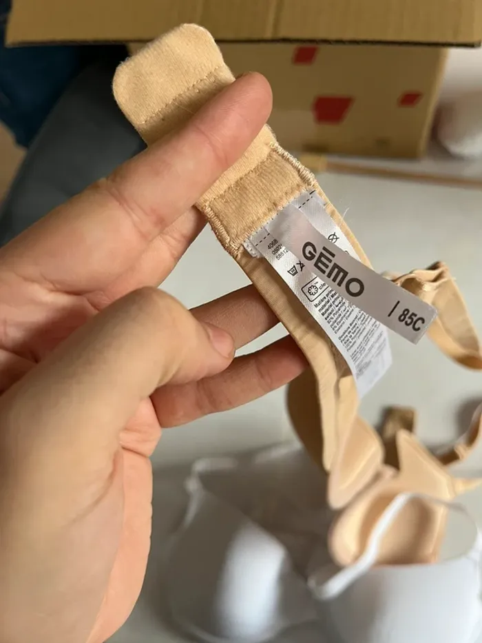 Soutien-gorge - photo numéro 4