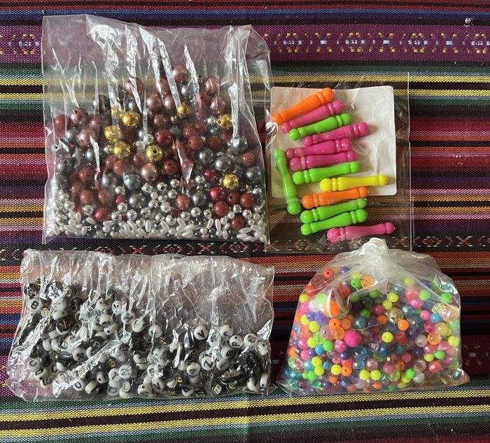 Lot perles plastique - photo numéro 4