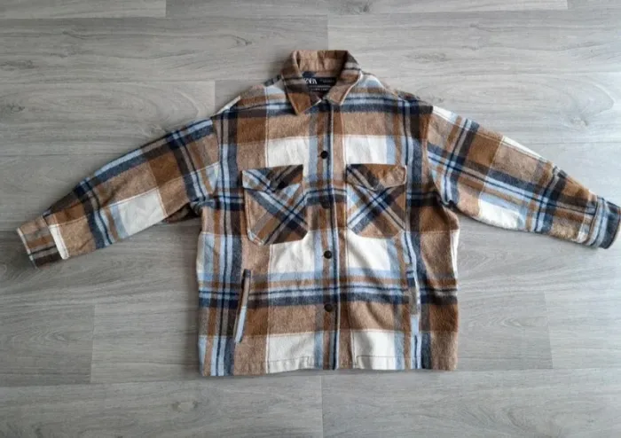 Veste chemise à carreaux Zara