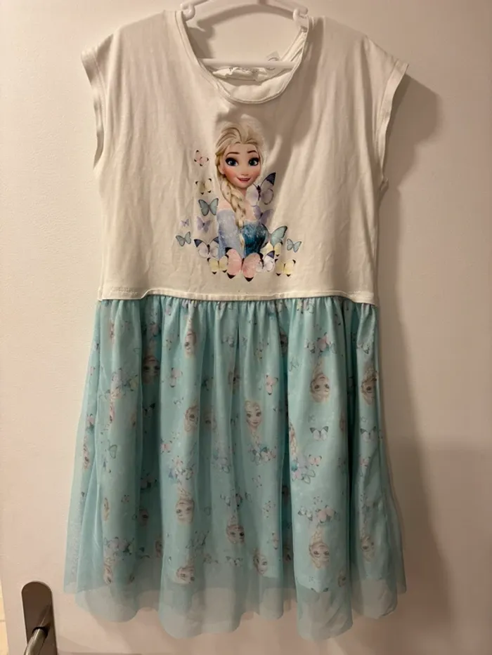 Jolie robe H&M 6/8 ans 128 cms