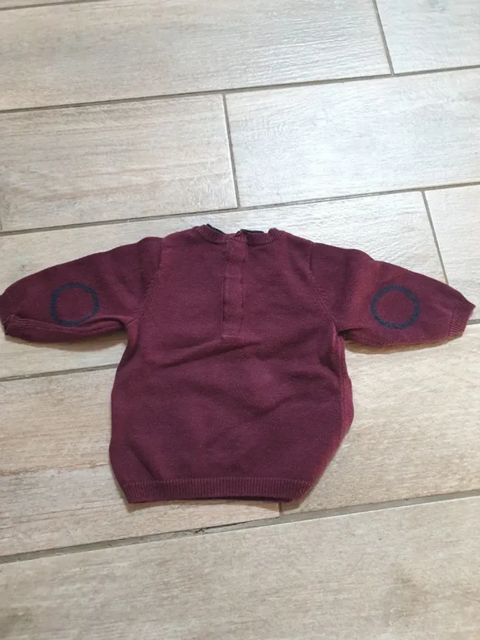 Pull col V 1 mois - photo numéro 2