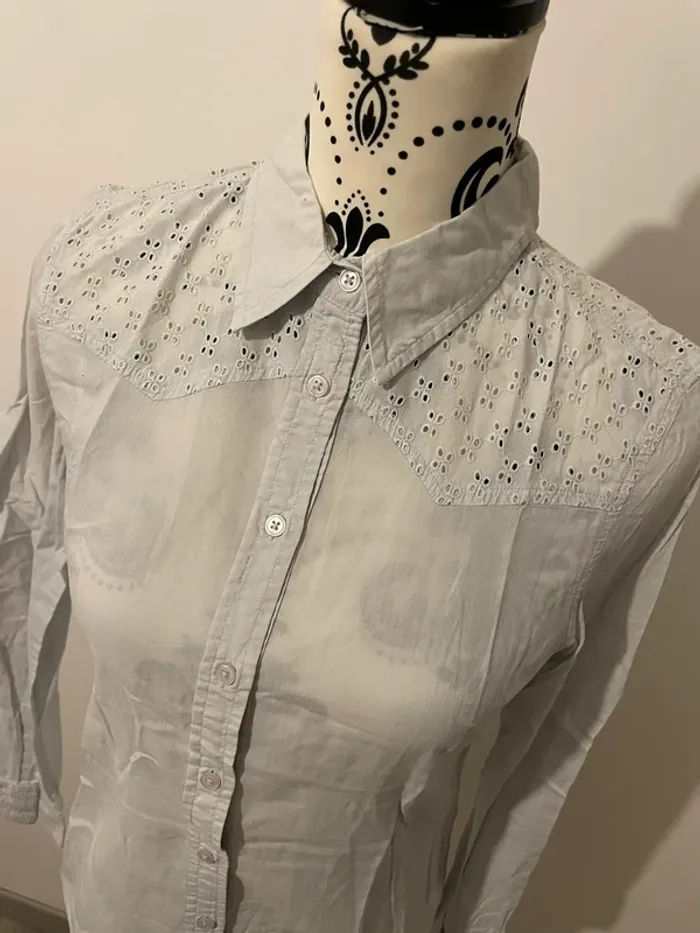 Chemise Naf Naf - Coupe cintré- Taille 34 - photo numéro 3