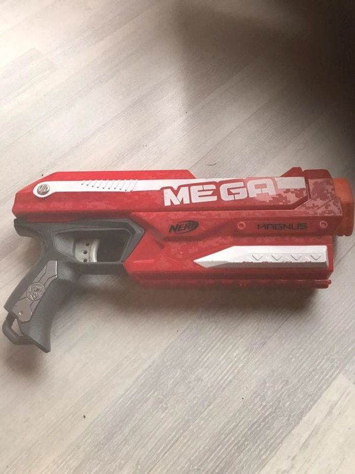 Nerf Mega Magnus
