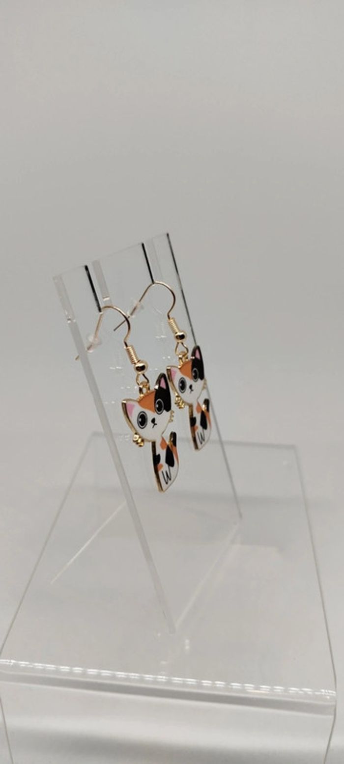 🍄 boucles d'oreilles chat tricolore - photo numéro 2
