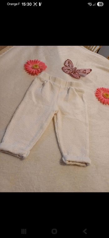 Pantalon bébé taille 6 mois