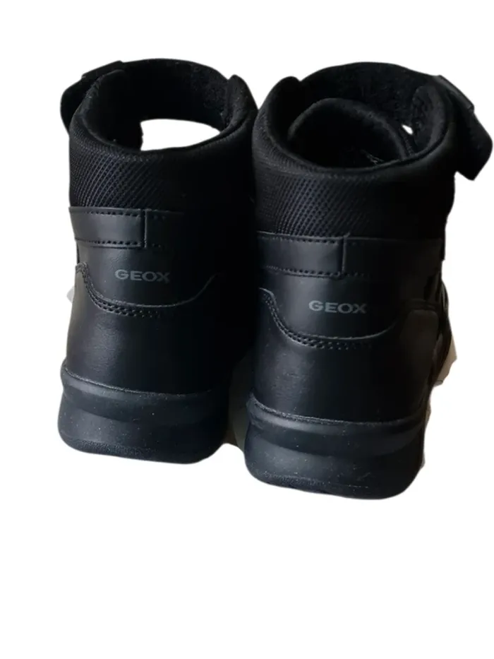 baskets montantes noires GEOX neuves pointure 38 - photo numéro 8
