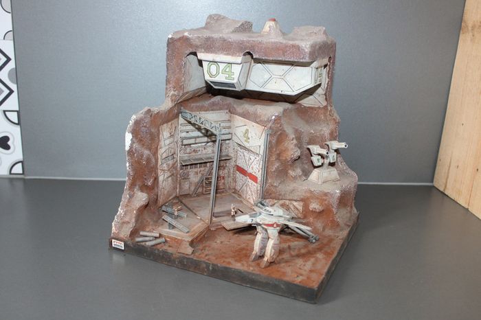 Maquette diorama Macross Factory - Valkyrie  1983