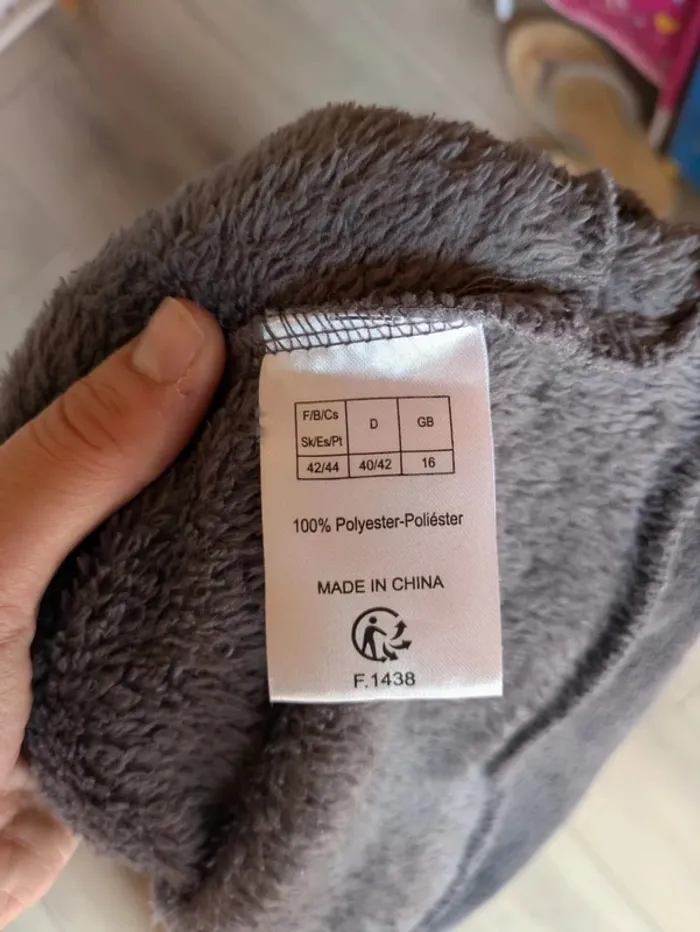 Veste polaire grise  Blancheporte 42/44 - photo numéro 4
