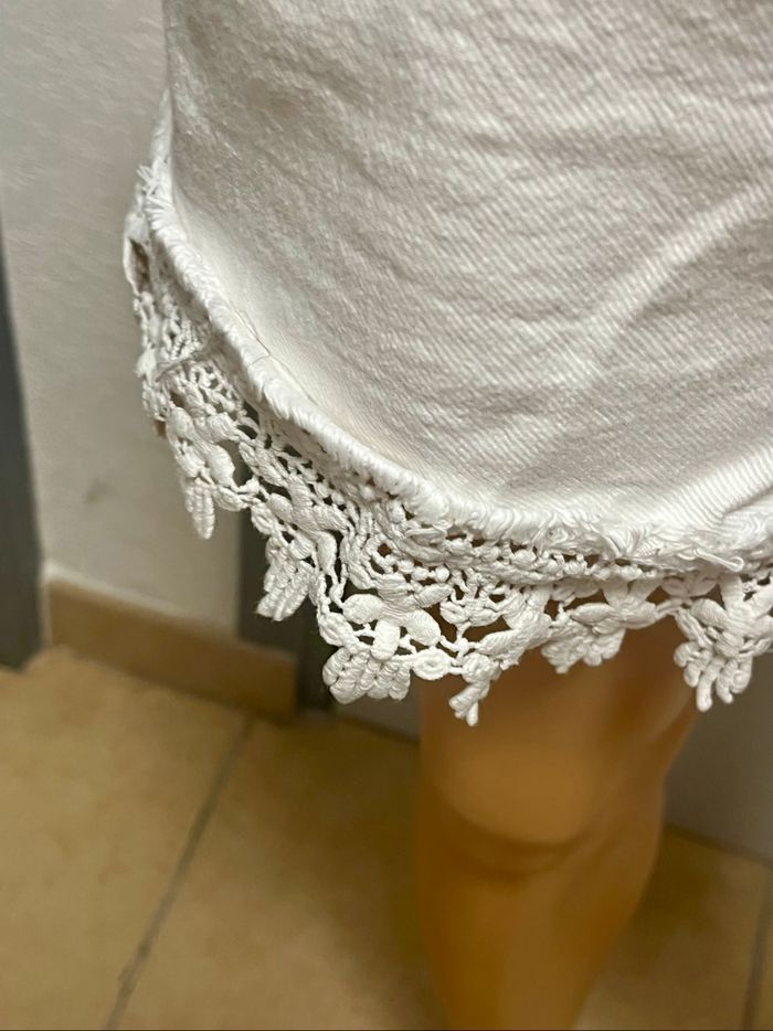 Short en jean blanc - photo numéro 4