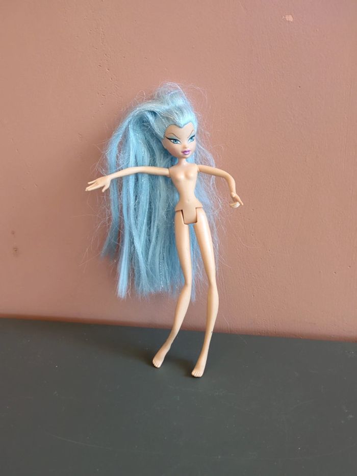 Poupée Winx Club icy Mattel 2004