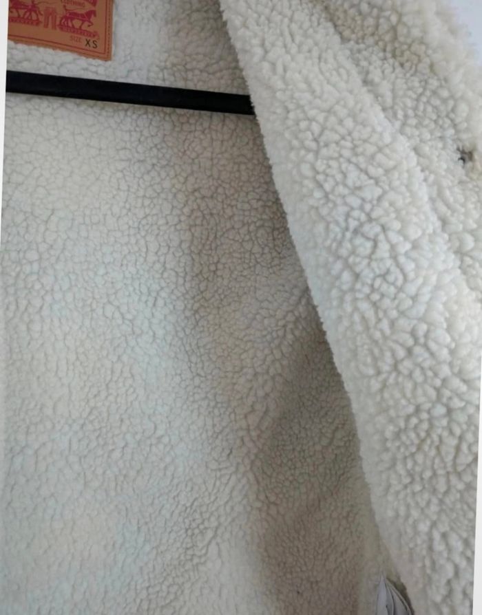 Manteau court doublé sherpa Levi's - photo numéro 5
