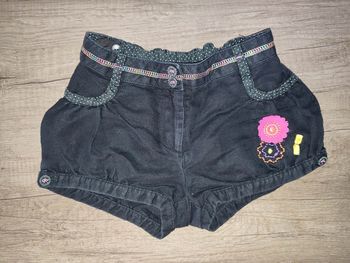 Short noir avec fleurs 5 ans Orchestra