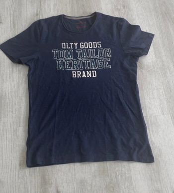 TEE shirt taille M marque tom tailor