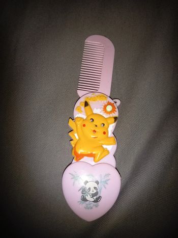 Peigne pokémon pour cheveux