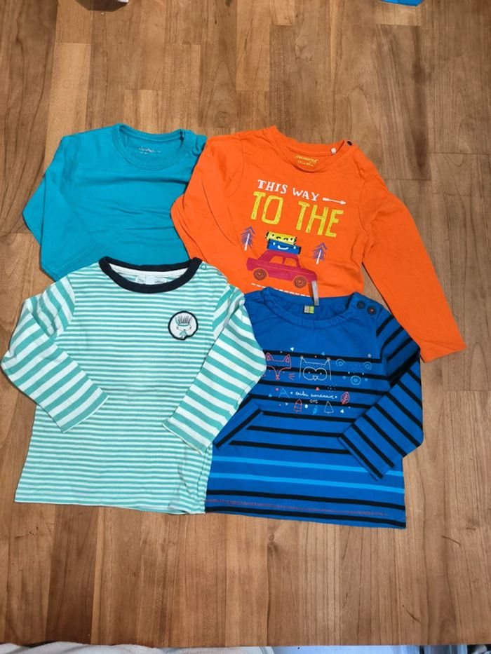 Lot de 4 t-shirts manches longues 24 mois