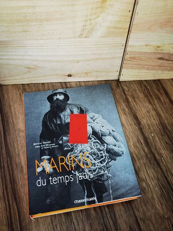 D4284 - livre "marins du temps de jadis"