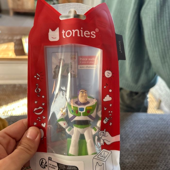 Tonies buzz l’éclair