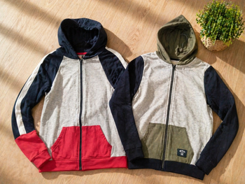 Lot de deux vestes little cigogne 