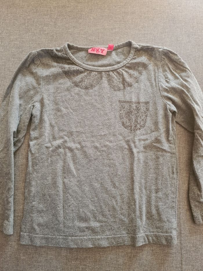 Haut manches longues taille 5 ans