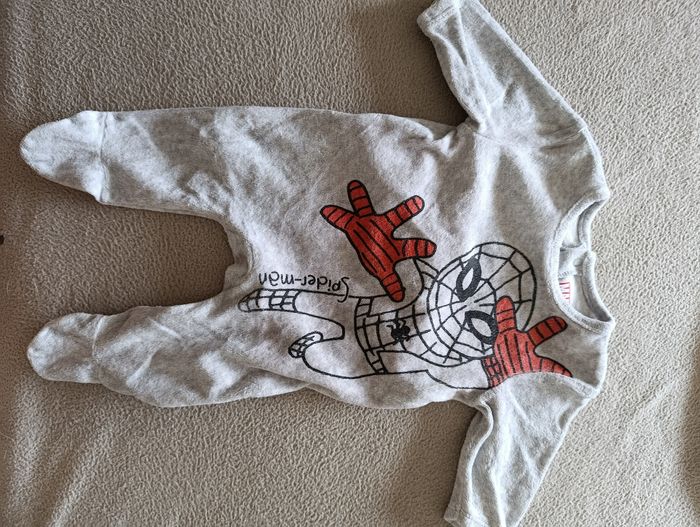 Lot 12 pyjamas velour 3 mois - photo numéro 4