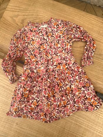 Robe orchestra manches longues rose et oranges à motifs floral feuilles taille 4 ans