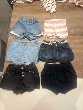 Lot 11 shorts et jupes 12 mois