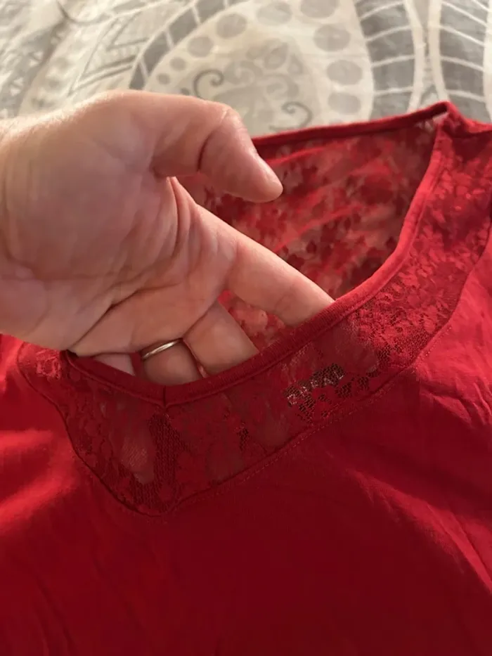 Débardeur rouge - photo numéro 3