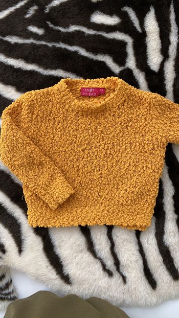 Pull moutarde bouclé 3 ans (98)