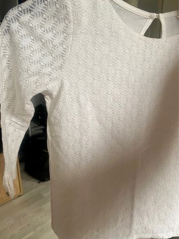 Haut blanc dentelle