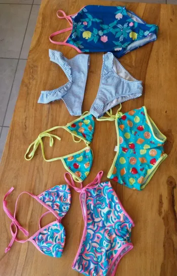 4 maillots de bains 6 ans