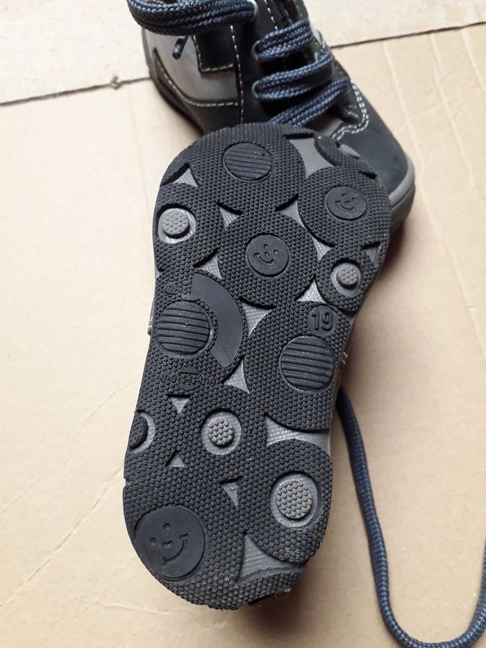 Chaussure - photo numéro 2