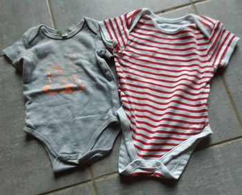 Lot 2 bodies 9 mois
