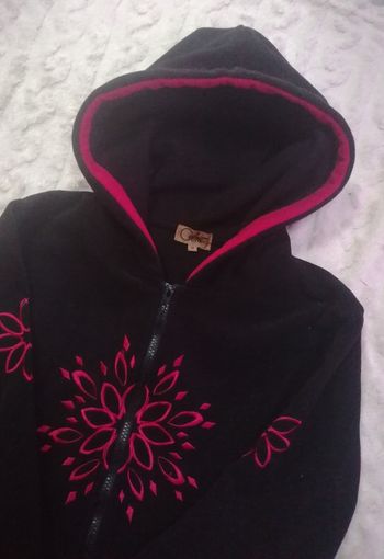 Veste zippée polaire 🖤🩷🖤 à capuche femme M