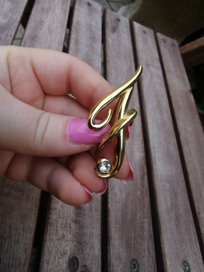 Broche alphabet lettre F en italique vintage Monet - photo numéro 3