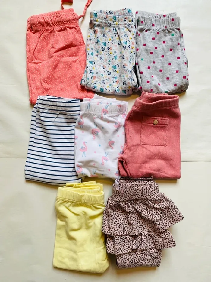 Lot 8 leggings fille 9 mois