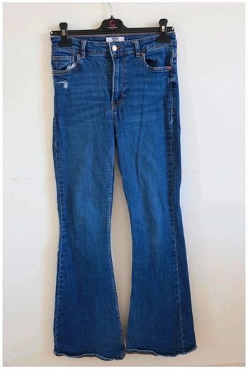 C37 jeans bleu bershka 38