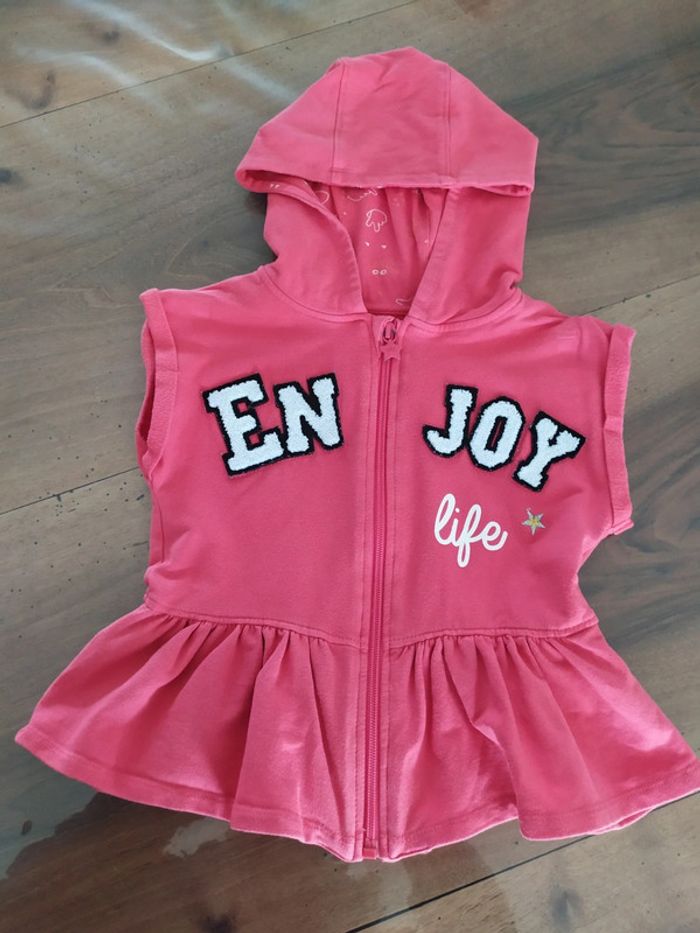 Gilet sans manches à capuche - photo numéro 2