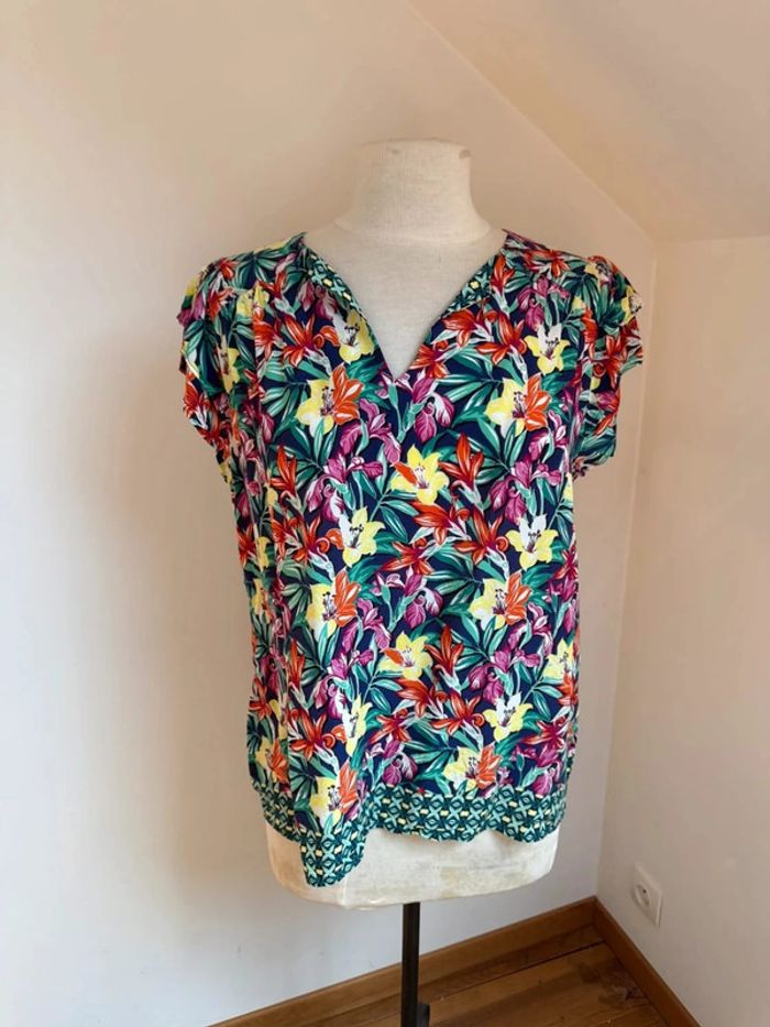 Belle blouse fluide fleurie 🌸 42