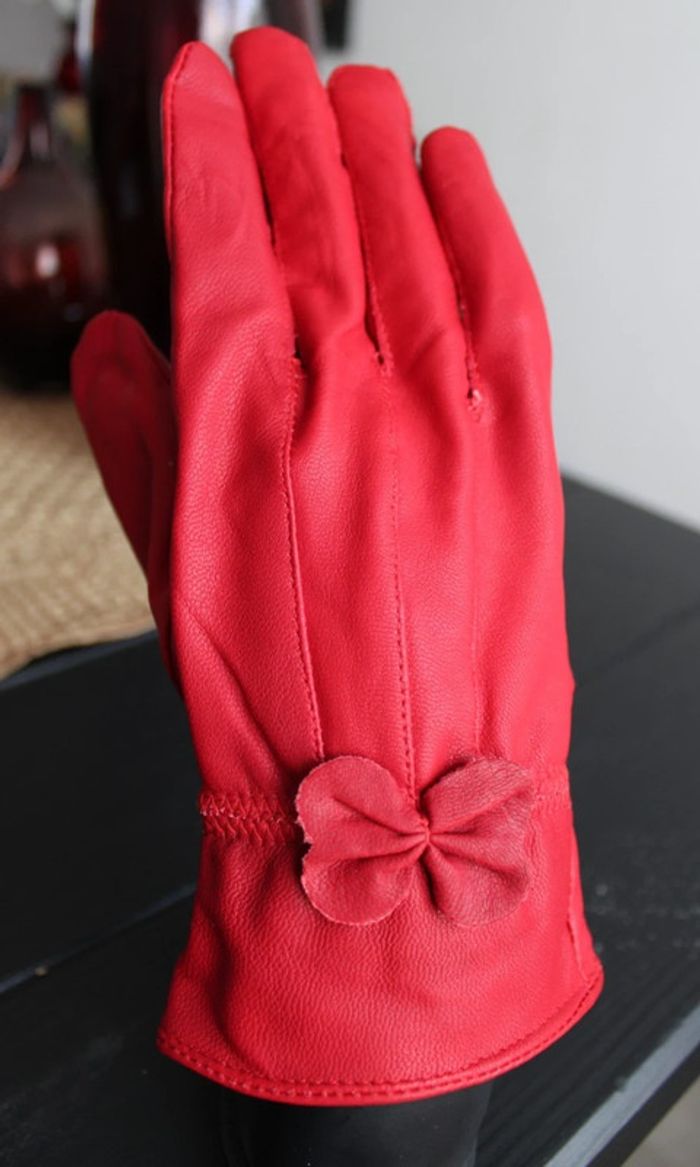 gants en cuir rouge foncé pour femme taille M - photo numéro 3