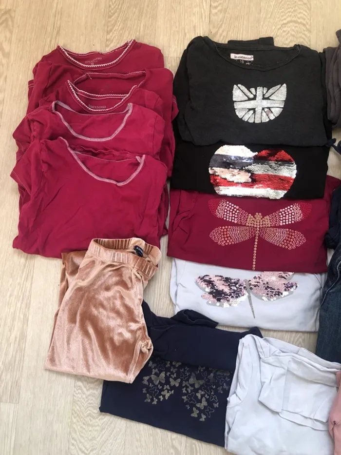 Lot 26 vêtements fille 8-9 ans - photo numéro 2