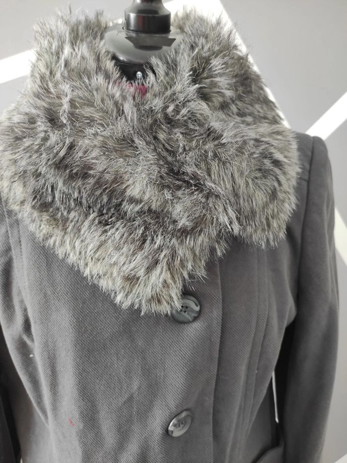 Manteau Promod t42 col fausse fourrure neuf - photo numéro 2