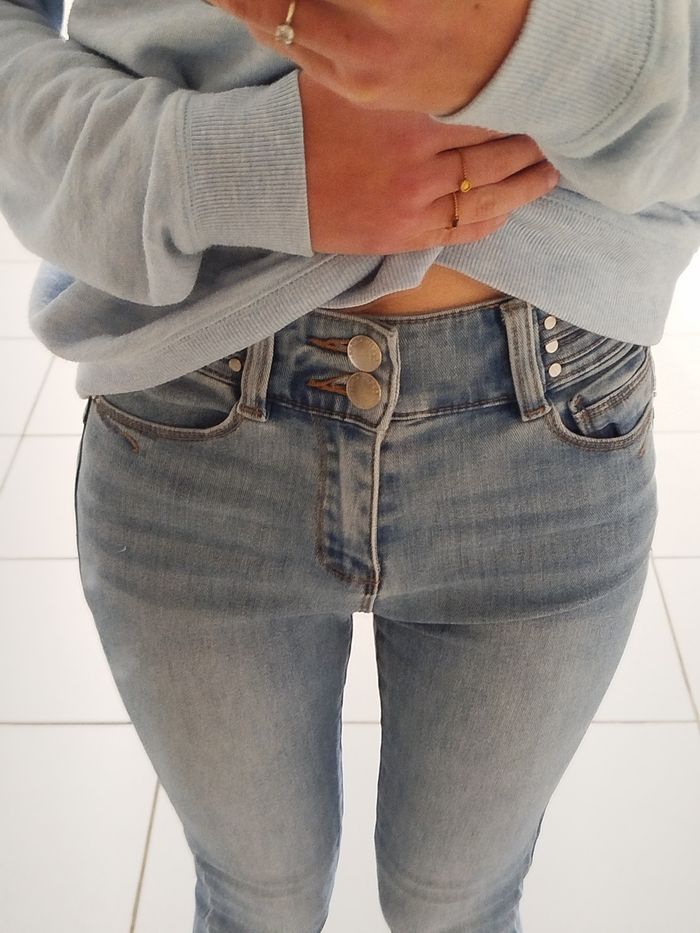 Jean bleu clair taille 34 Cache-Cache - photo numéro 8