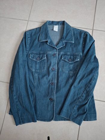 Veste/ blouson tissu  jeans Taille 44 très mode