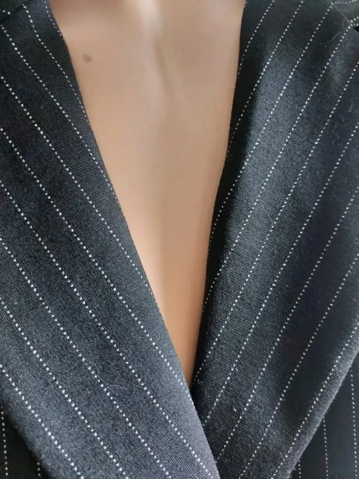 Veste sans manches à rayures avec ceinture - photo numéro 3