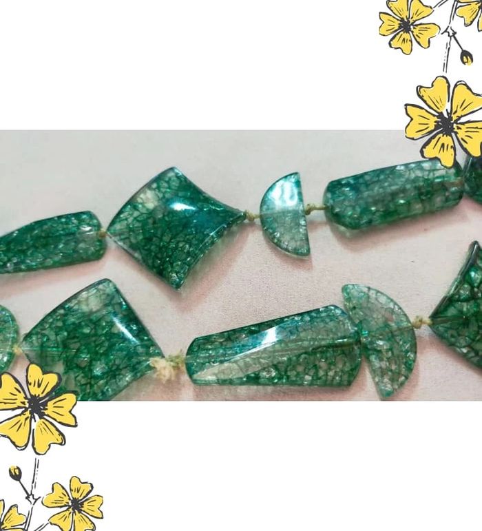 Collier vintage géométrique – Vert transparent craquelé | Collection Émeraude Urbaine - photo numéro 6