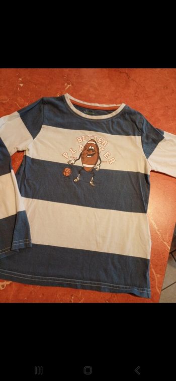 T.shirt garçon taille 8 ans