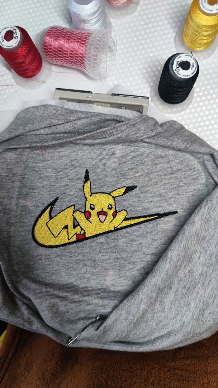 T-shirt pokémon pikachu - photo numéro 6